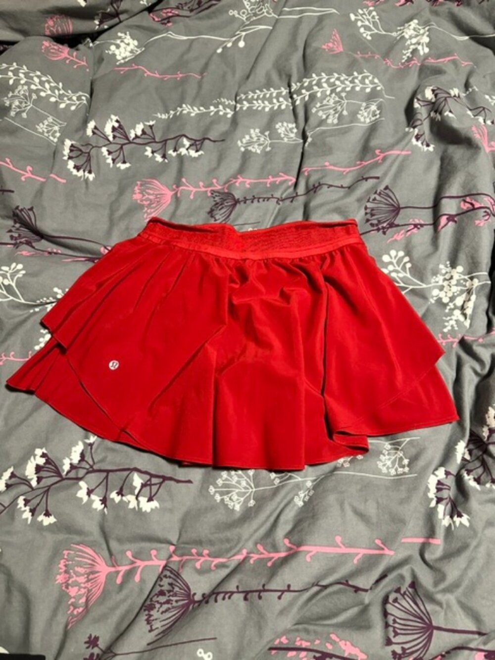 Lululemon size 6 court rival skirt